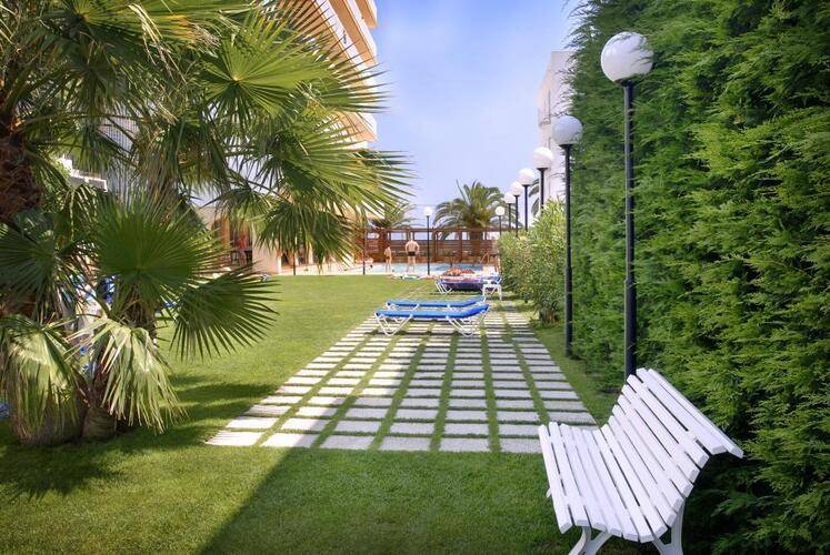 Sorrabona Hotel And Apartments