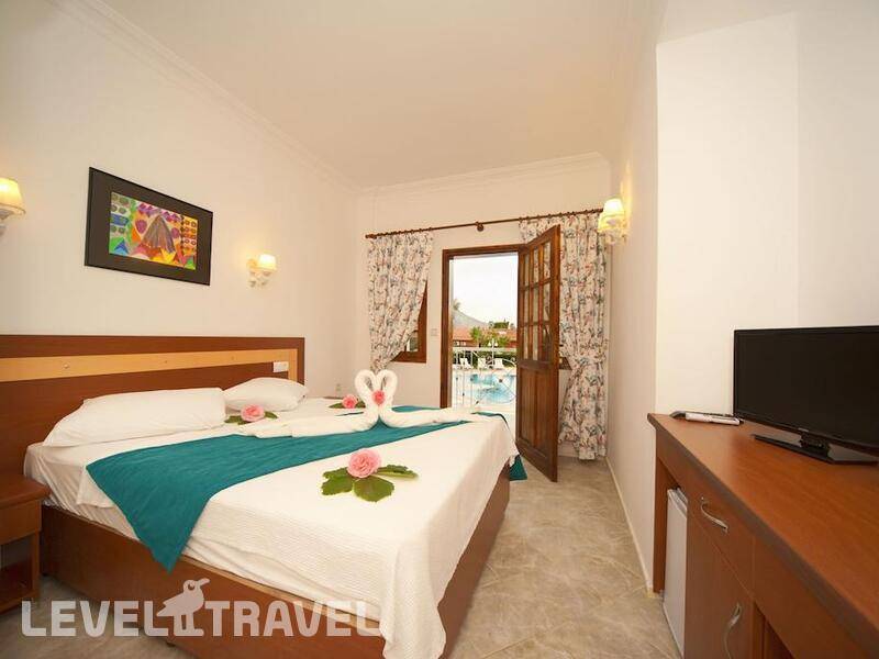 Фотография White Hotel