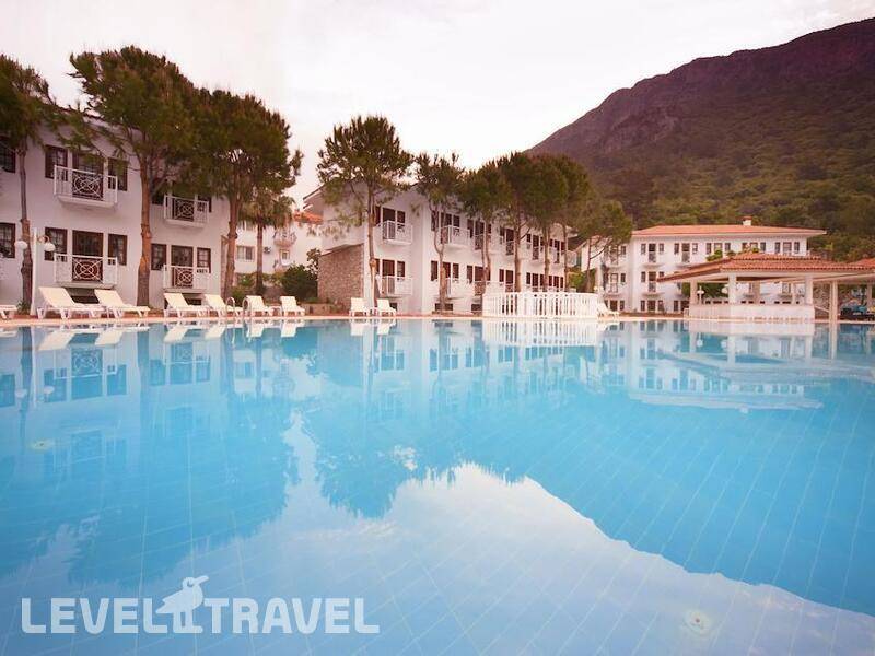 Фотография White Hotel
