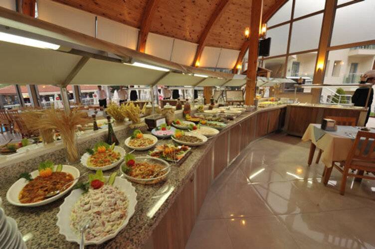 Belcehan Deluxe Hotel