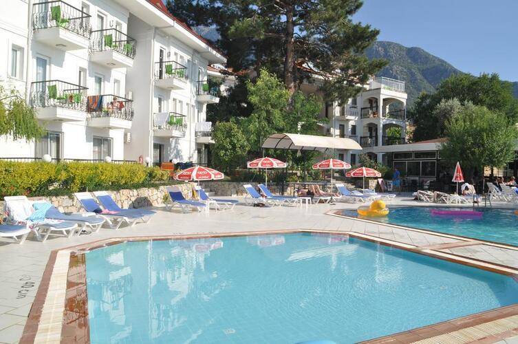 Sunshine Holiday Resort
