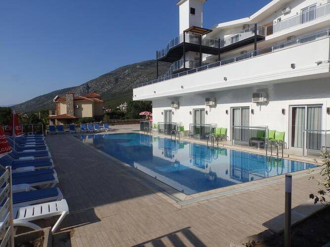 Sunshine Holiday Resort