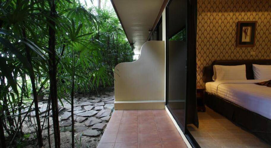 Nova Park Hotel & Service Apartment