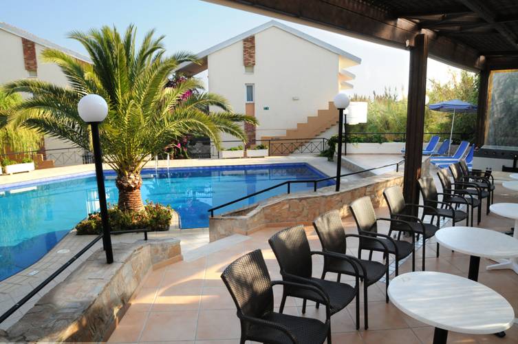 Chrispy World Hotel & Resort