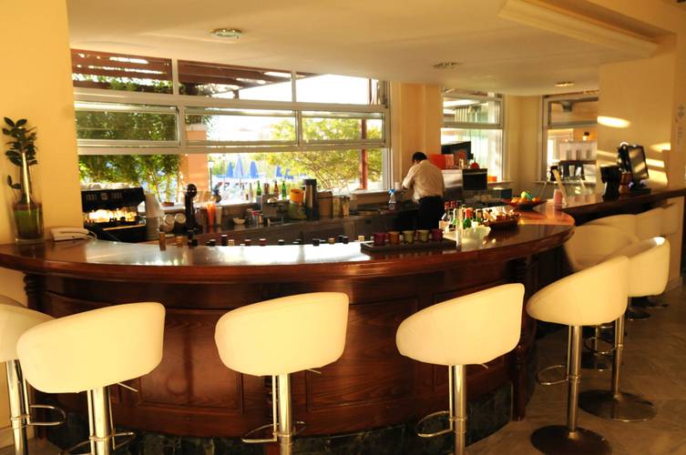 Chrispy World Hotel & Resort