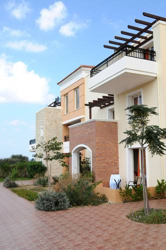 Chrispy World Hotel & Resort