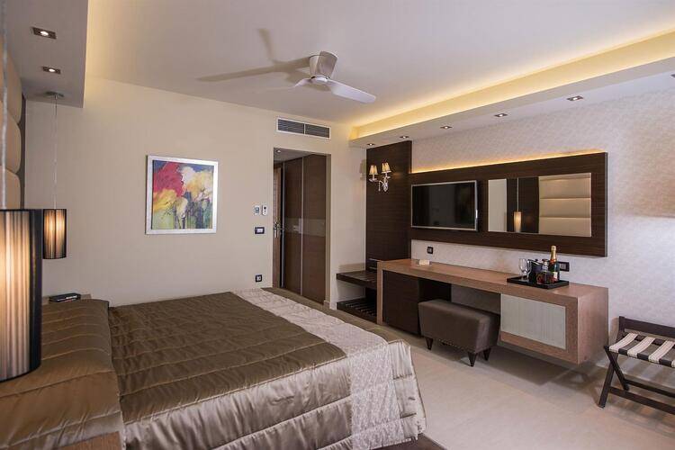 Cretan Dream Royal