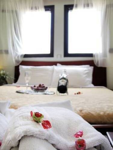 Lesse Hotel
