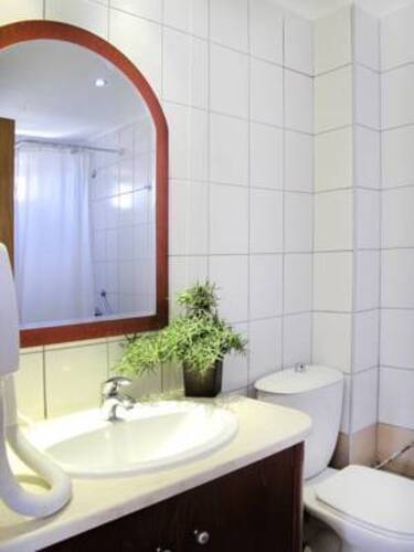 Lesse Hotel