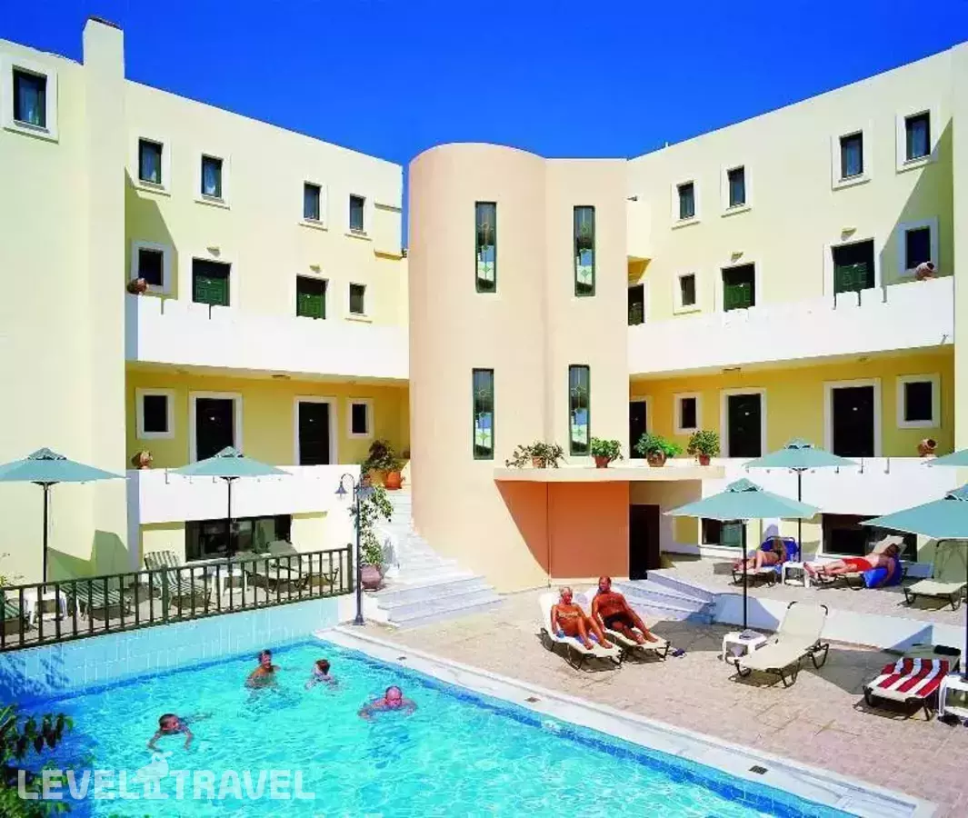 Vantaris Garden & Corner