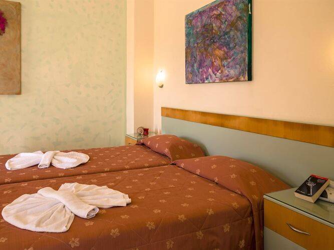Nireas Hotel