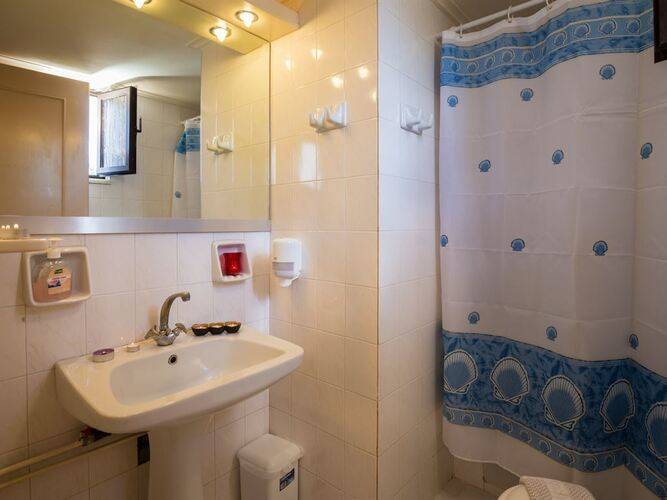 Nireas Hotel