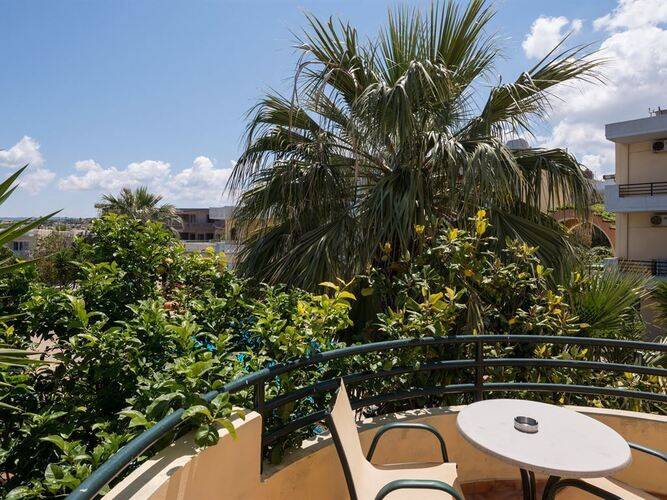 Nireas Hotel