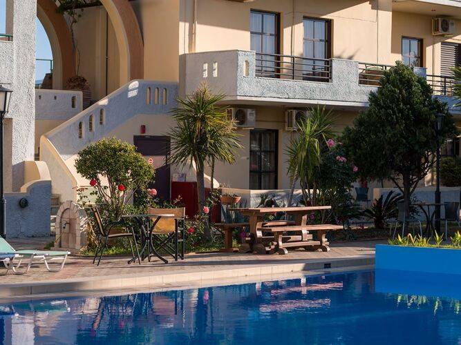 Nireas Hotel