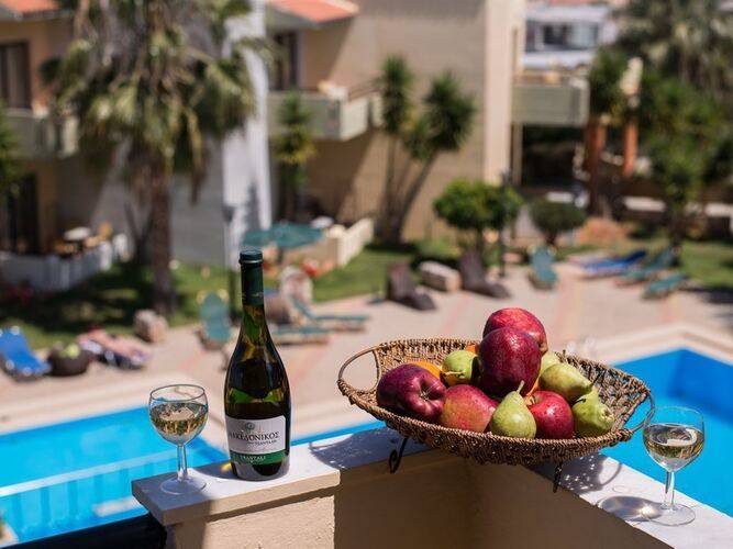 Nireas Hotel