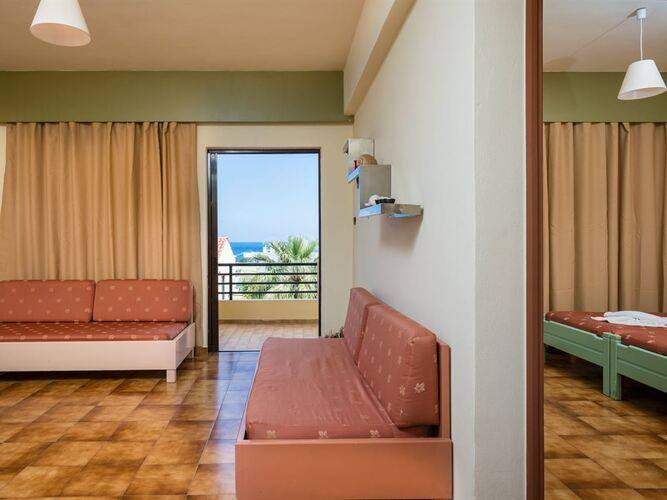 Nireas Hotel