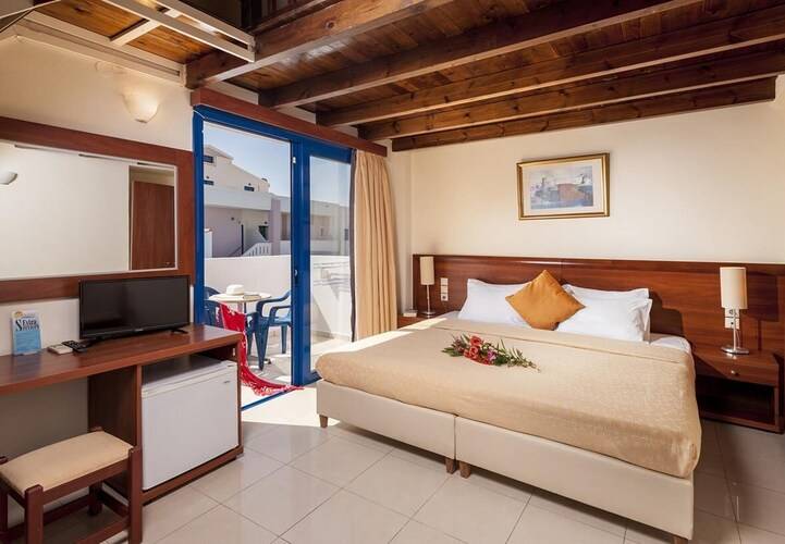 Adelais Hotel