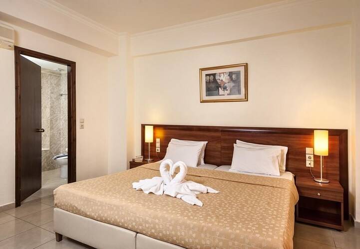 Adelais Hotel