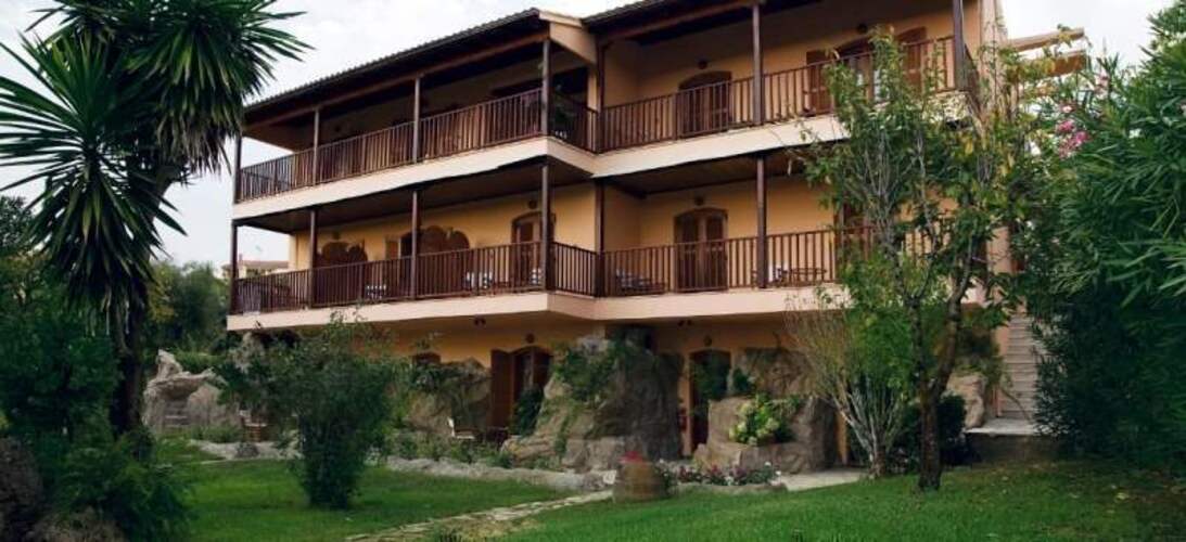Corfu Club Aparthotel