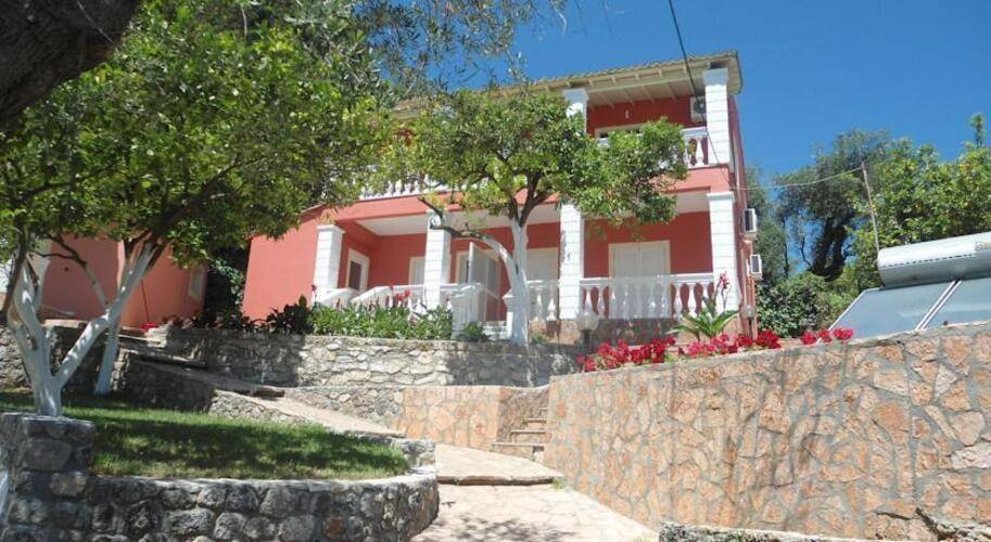 Fouxia Apartments