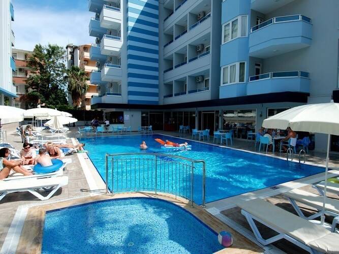 Kleopatra Ramira Hotel