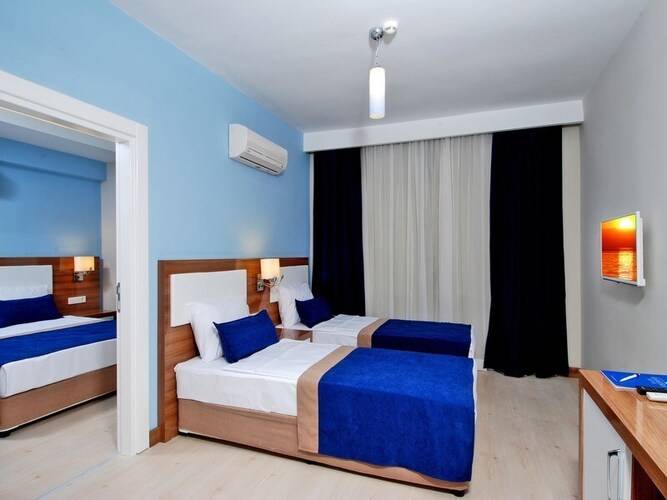 Kleopatra Ramira Hotel