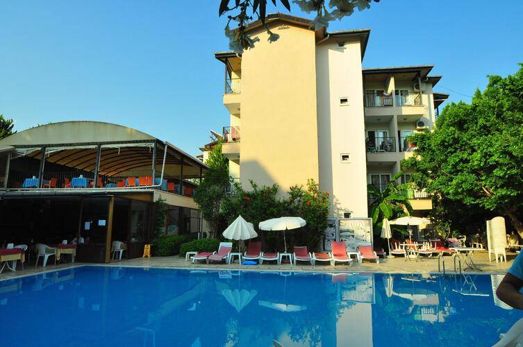 Dynasty Hotel