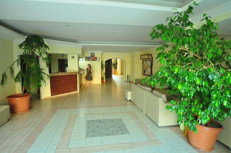 Dynasty Hotel