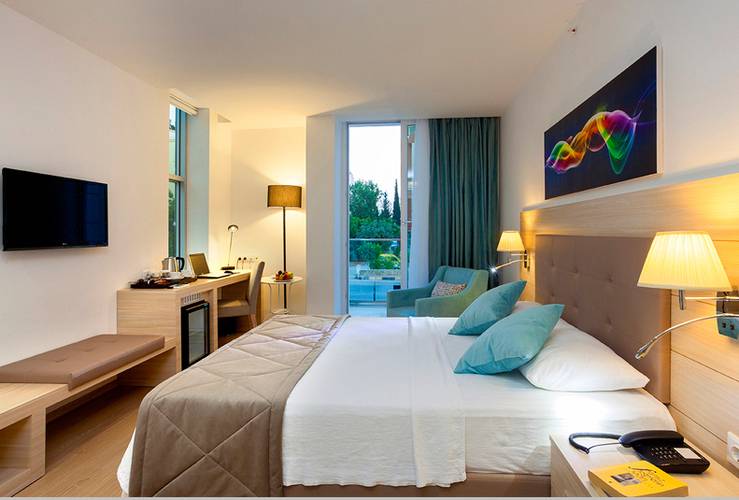 The Room Hotel