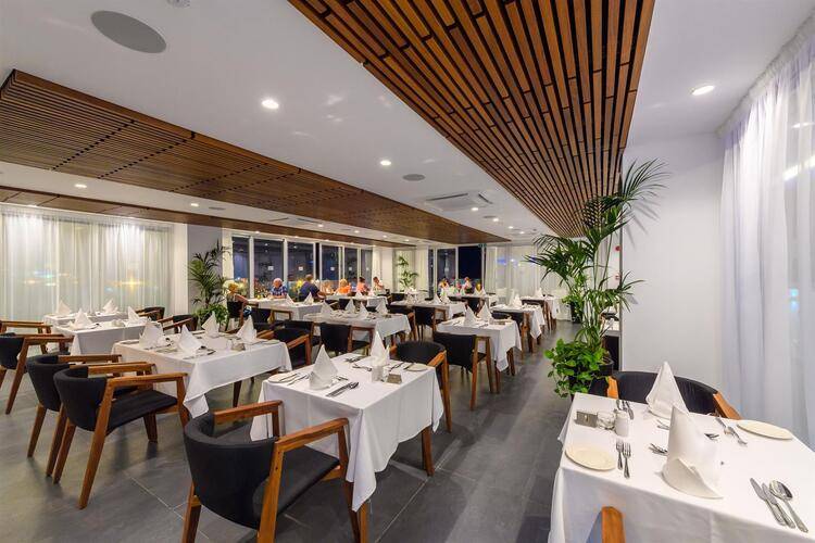 Tasia Maris Beach Hotel