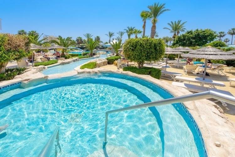 Tasia Maris Beach Hotel