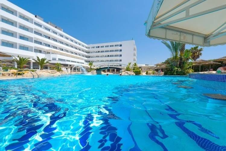Tasia Maris Beach Hotel