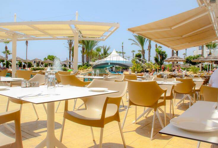 Tasia Maris Beach Hotel