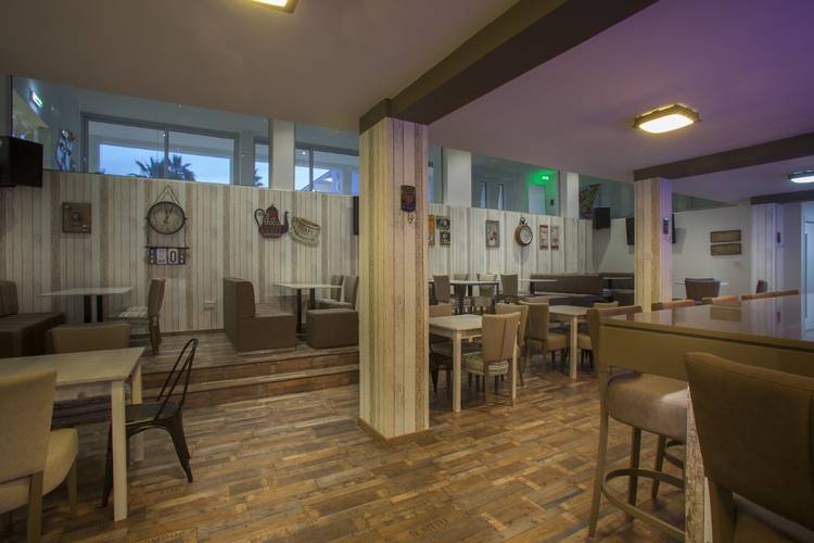 Princessa Vera Hotel Apts