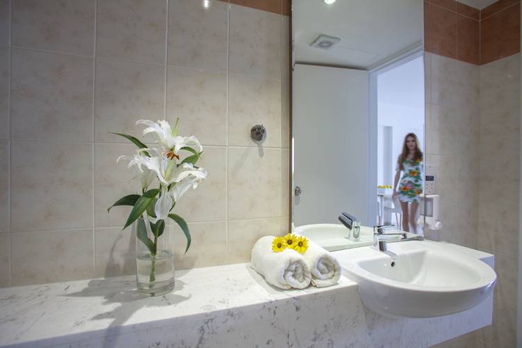 Princessa Vera Hotel Apts
