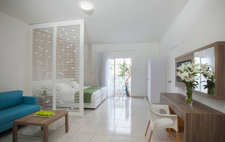 Princessa Vera Hotel Apts