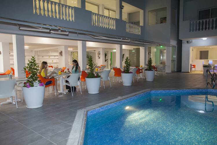 Princessa Vera Hotel Apts