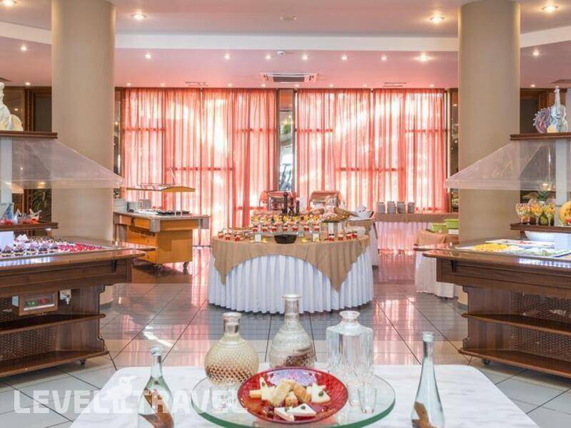 Фотография Athina Palace Resort & Spa