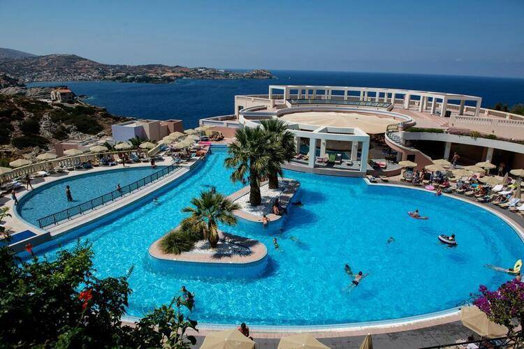 Athina Palace Resort & Spa