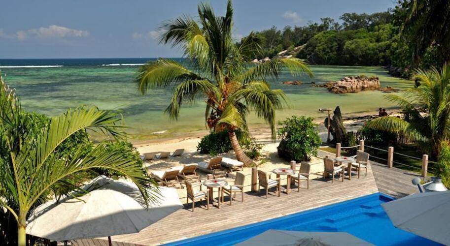 Crown Beach Hotel