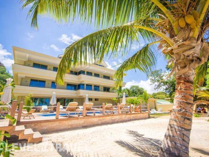 Фотография Crown Beach Hotel