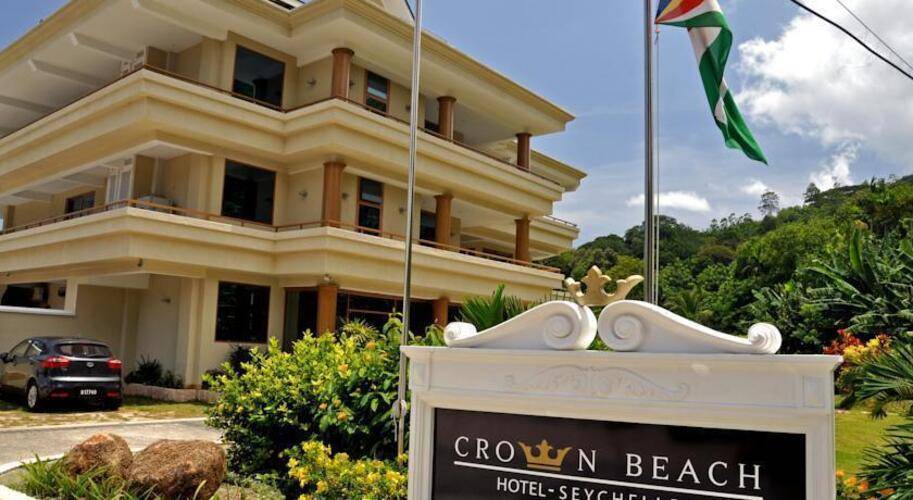 Crown Beach Hotel