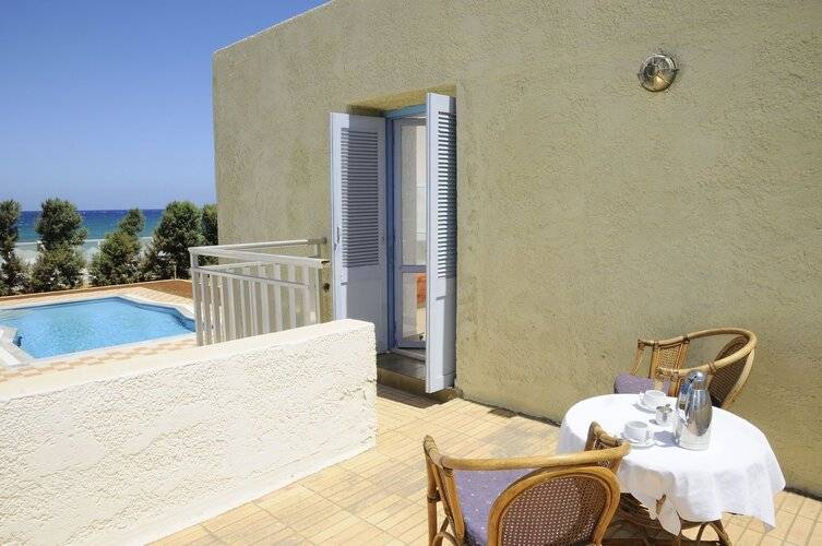 Dessole Dolphin Bay Resort