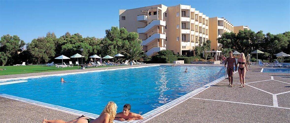Dessole Dolphin Bay Resort