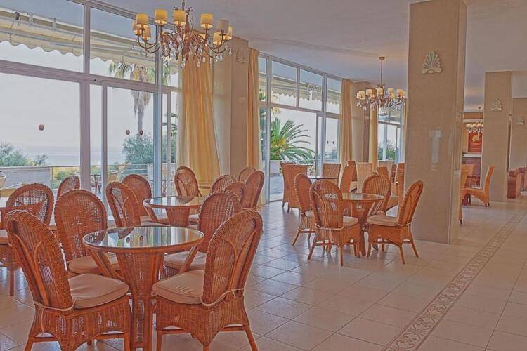 Mendi Hotel