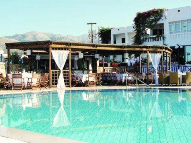 Maritimo Beach Hotel