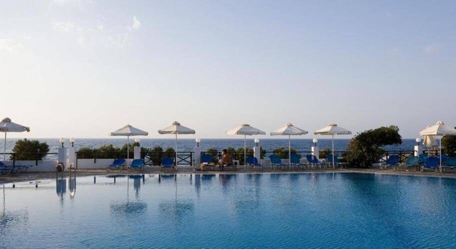 Maritimo Beach Hotel