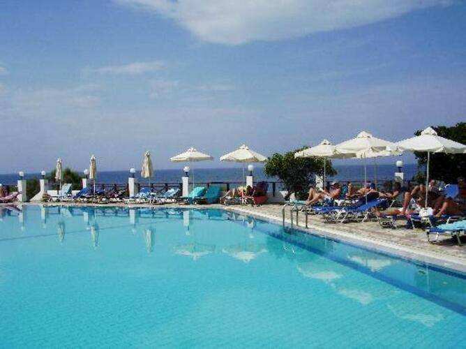 Maritimo Beach Hotel