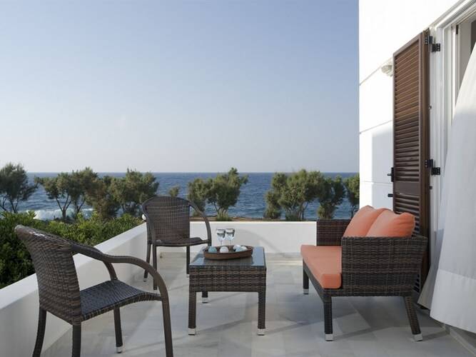 Maritimo Beach Hotel