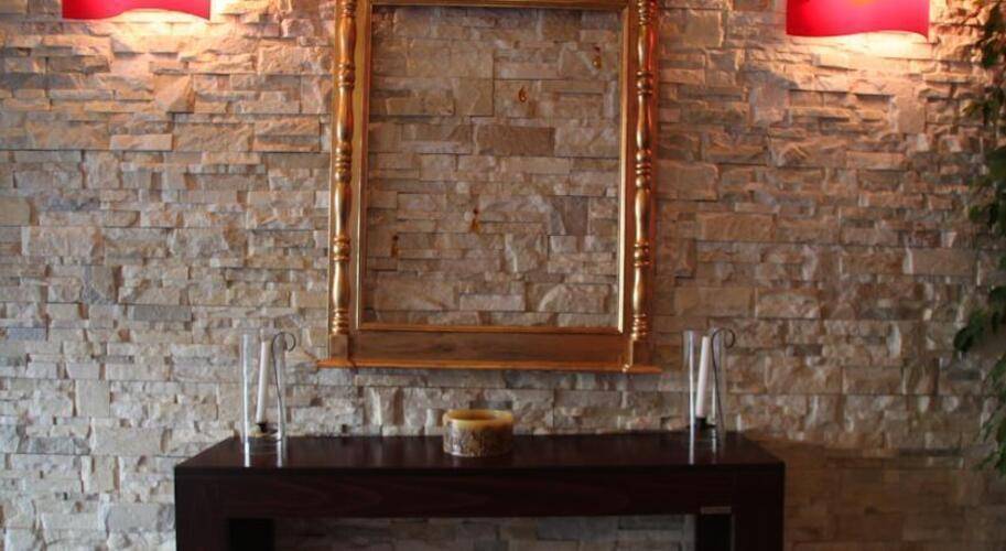 Mallas Hotel
